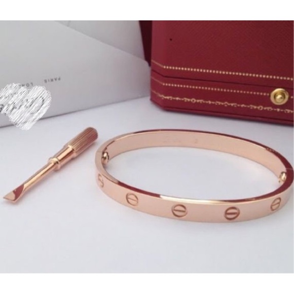 Jewelry - 5⭐️ Rated ❤️ Screw Head Bracelet w Screwdriver 7”